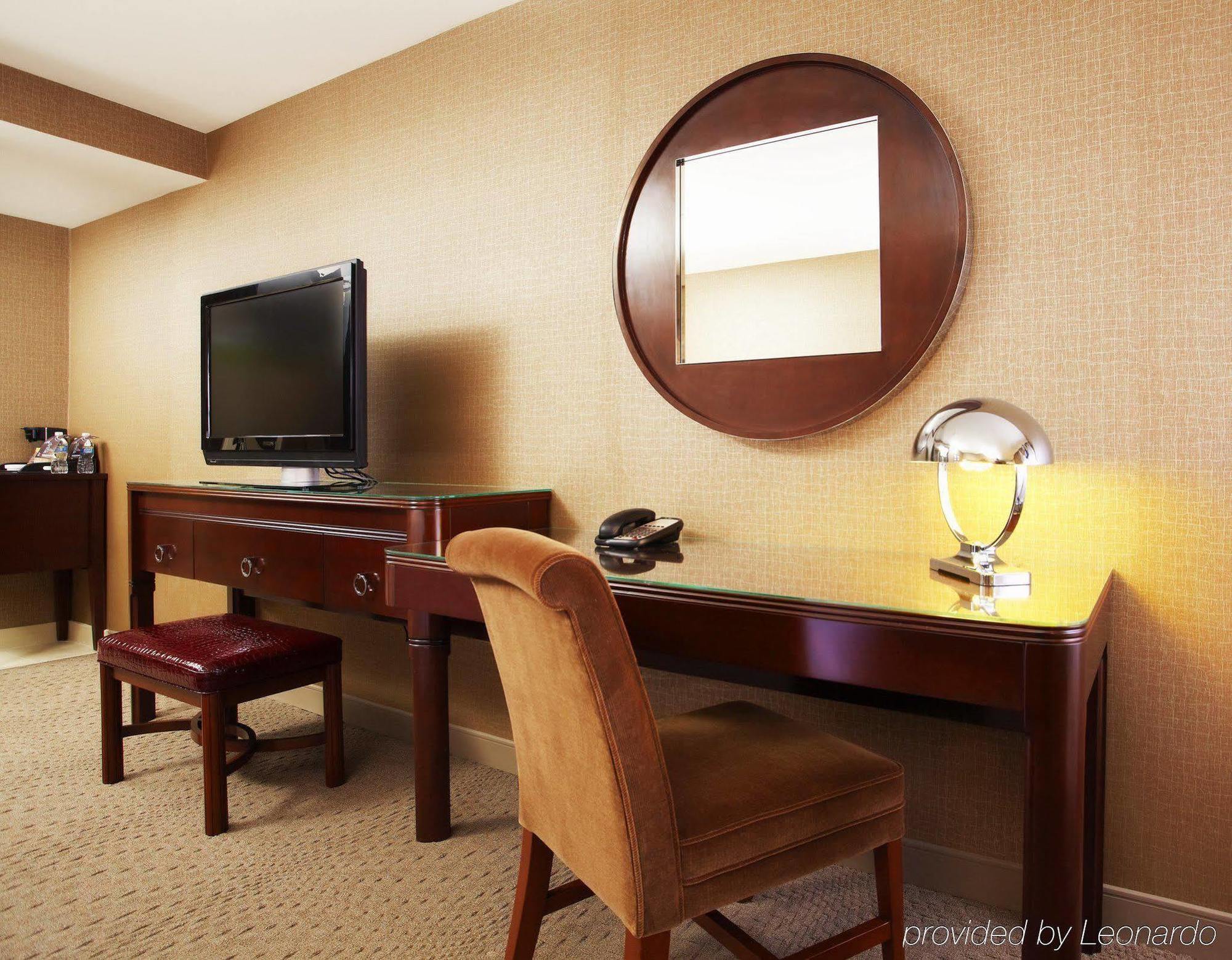 Sheraton Lisle Naperville Hotel Exterior foto