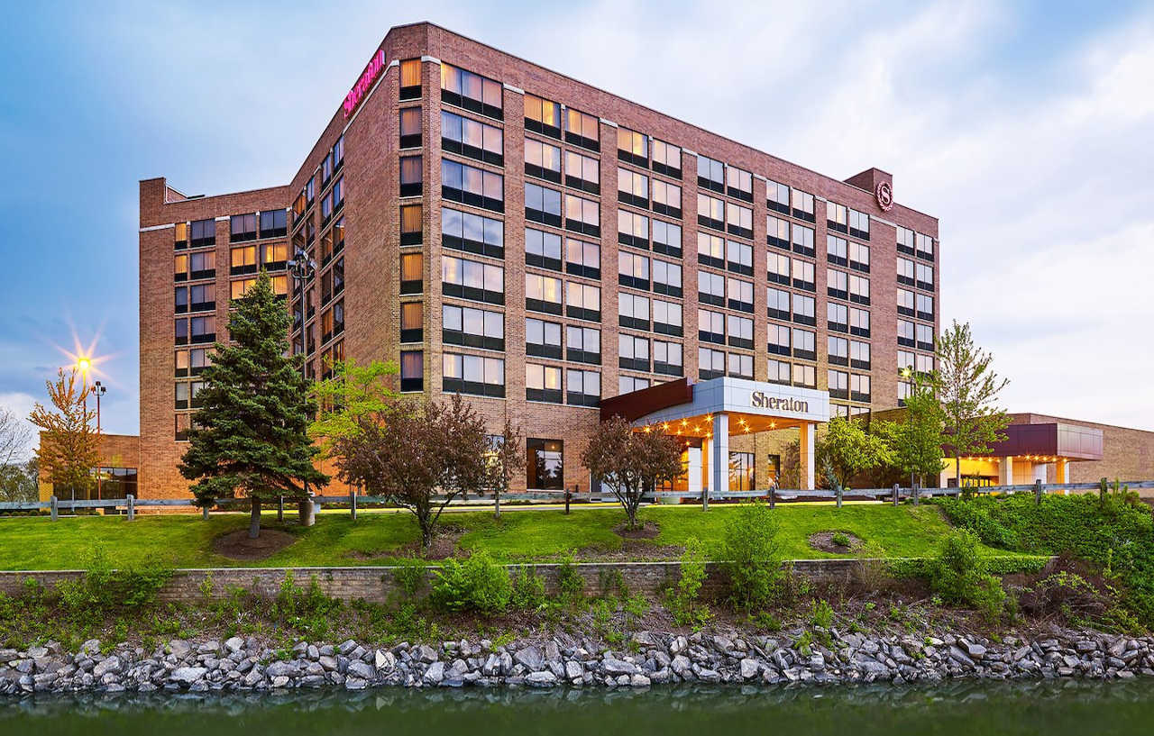Sheraton Lisle Naperville Hotel Exterior foto